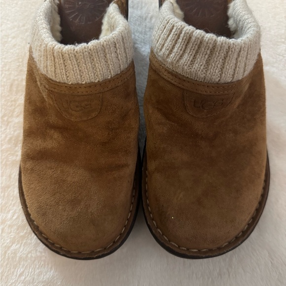 UGG Gael Tan Suede Mules with Cream Knit Cuff and Sherpa Lined Women’s size 7 - Picture 1 of 6